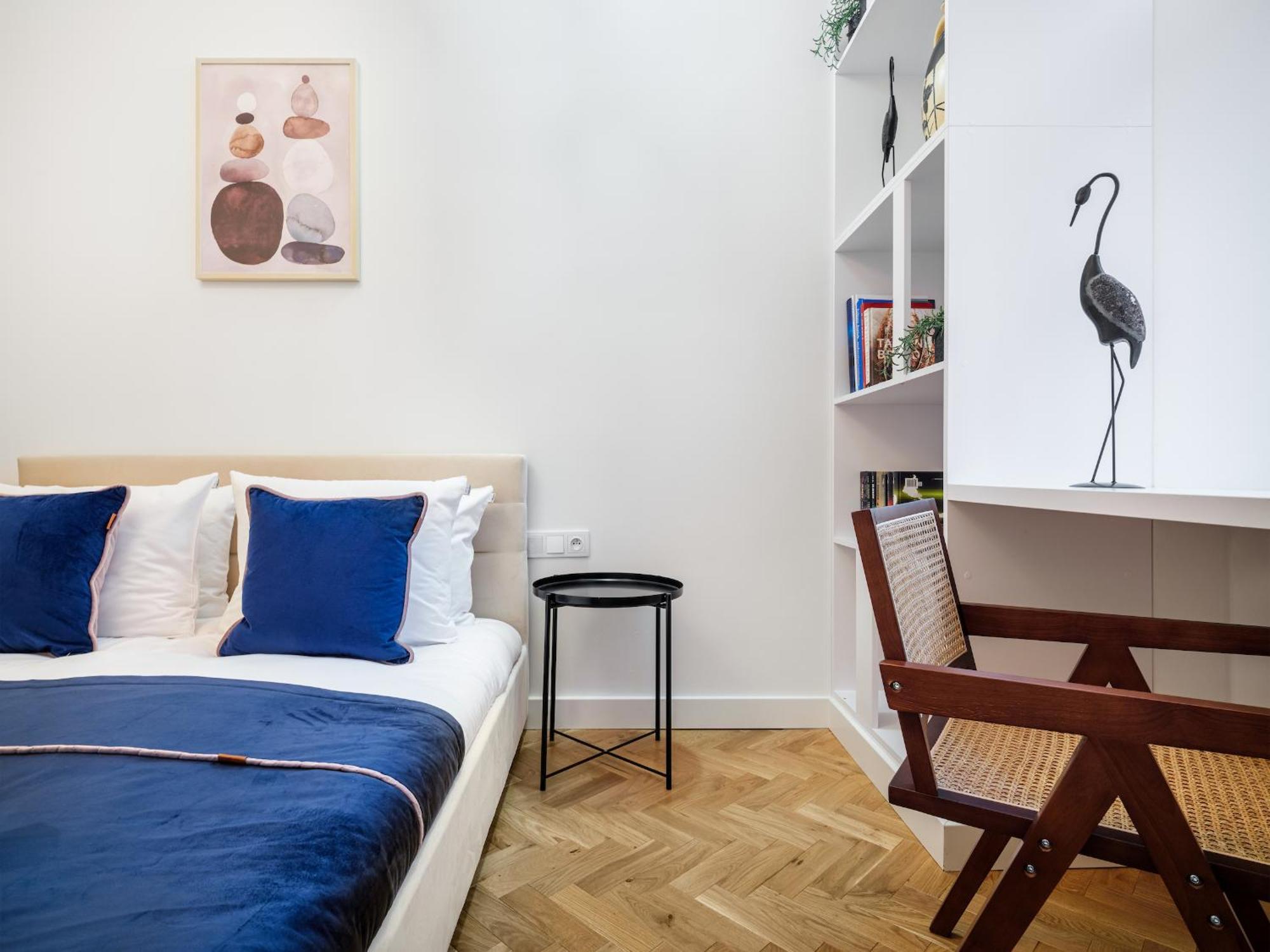 Tyzenhauz Apartments Krowoderska Street Krakow Exterior photo